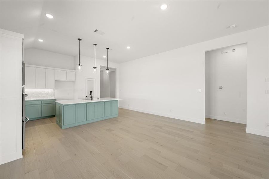 1228 Dolly High Res- Dining-2