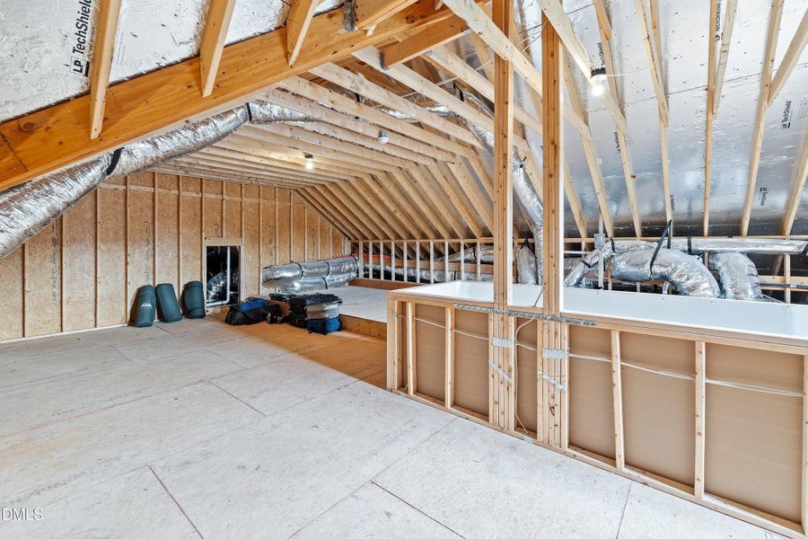 64-807 Crimson_7428 64-807 Crimson_7428