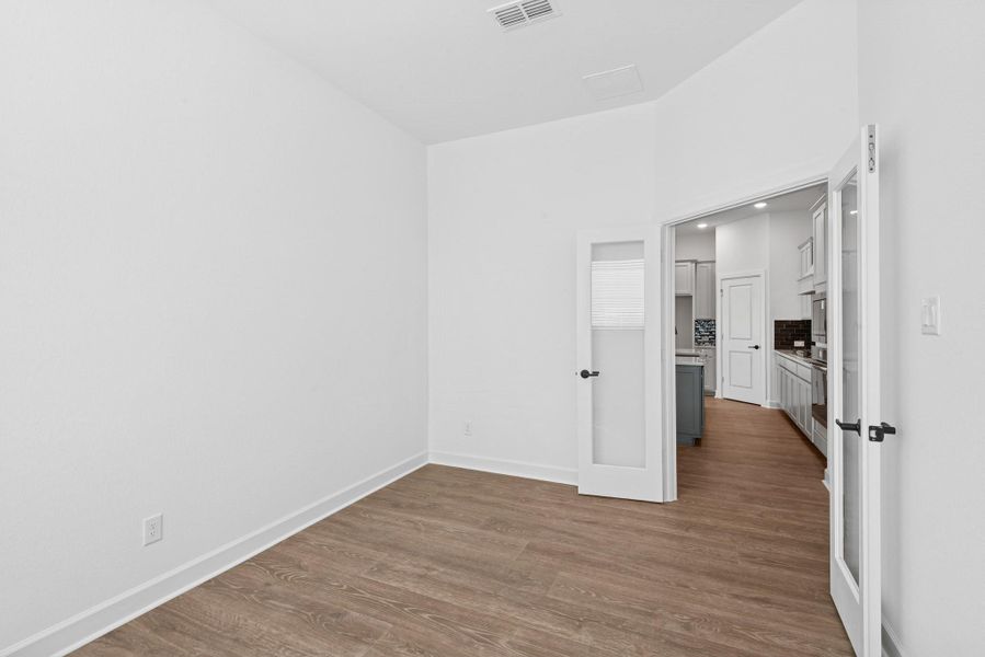 Spacious, unfurnished interior of a new home in Pomona 45' Homesites, Manvel (Image 27).