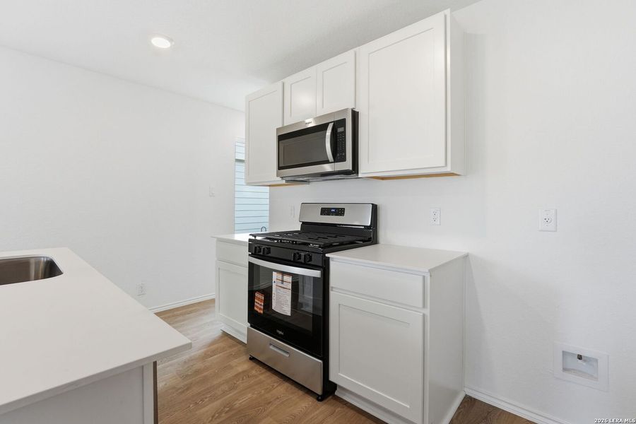 Furnished interior view inside a new home in Blue Ridge Ranch, San Antonio (Image 8).