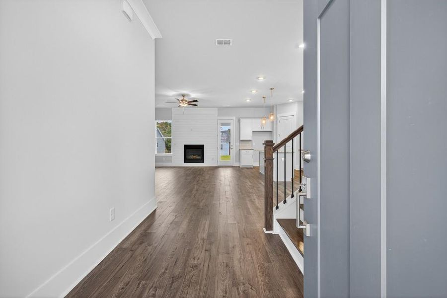 Spacious, unfurnished interior of a new home in Red Bird Manor, Jefferson (Image 24).