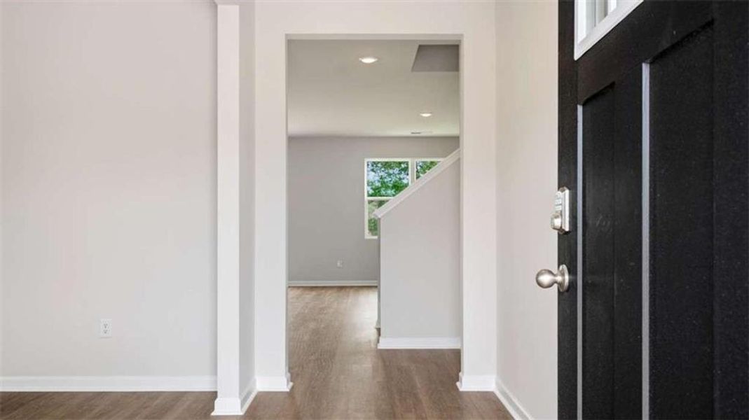 Spacious, unfurnished interior of a new home in Brooks Station, Dacula (Image 13).