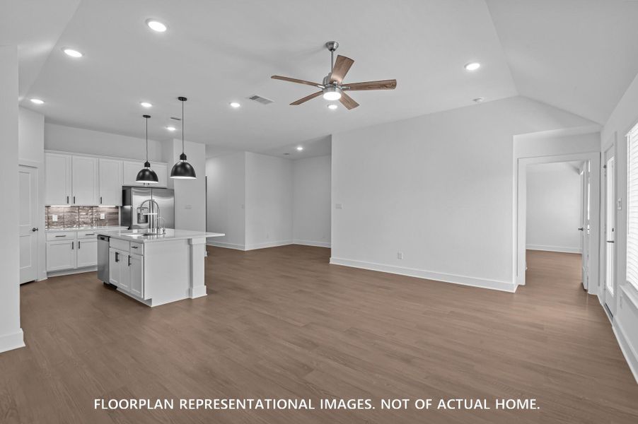 Image 22 of a home in Moran Ranch. Image 22 of a home in Moran Ranch.