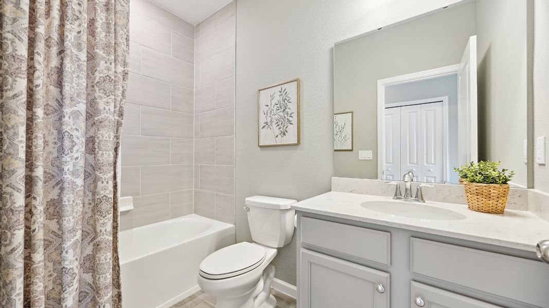 2269 Tivoli Bath2 F1 10 30 25