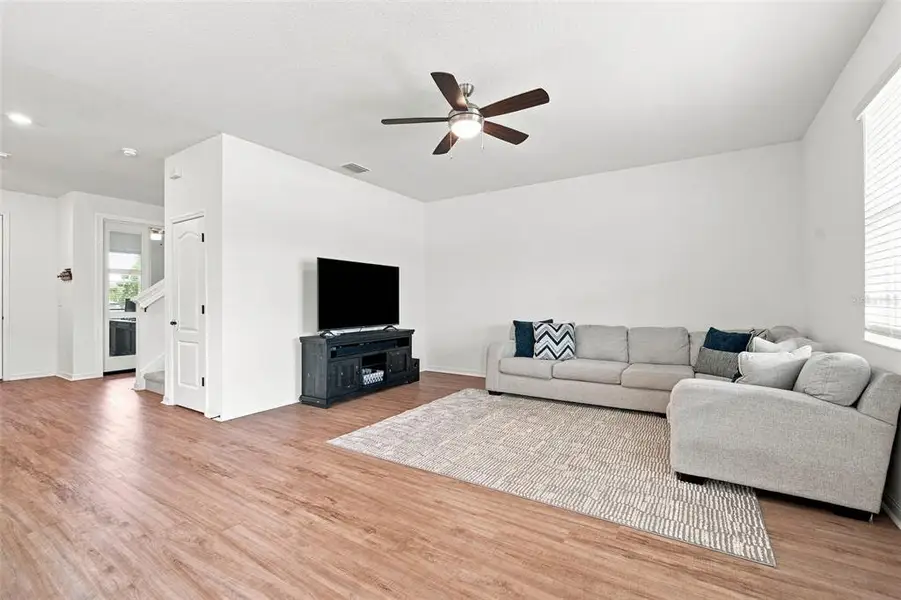 Furnished interior view inside a new home in , Land O' Lakes (Image 37).