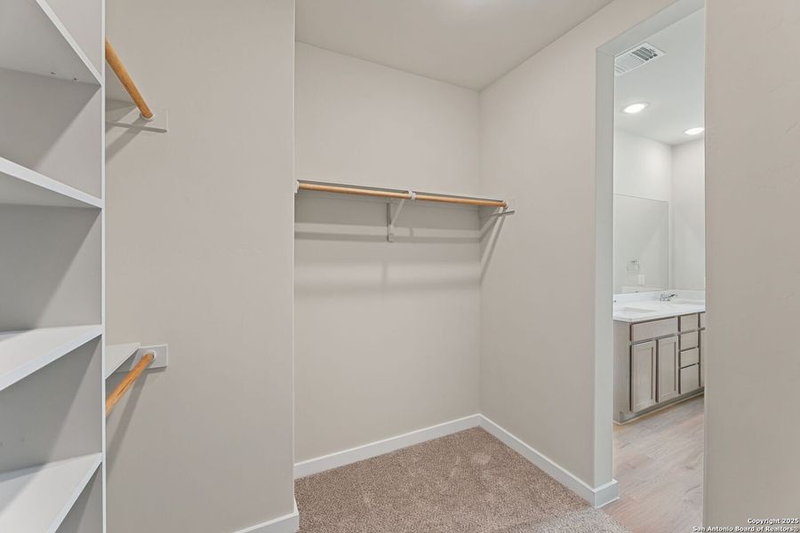 Image 34 of a home in Highland Ridge.