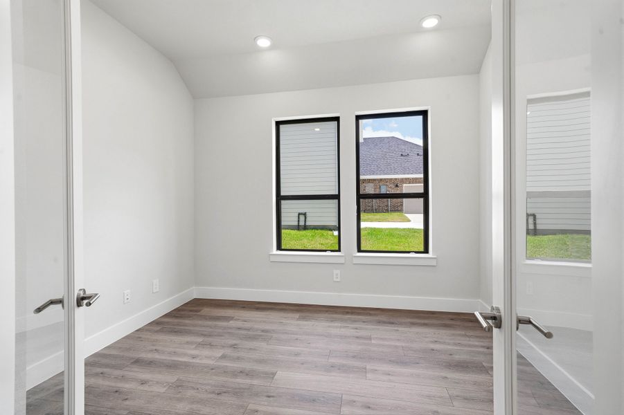 Spacious, unfurnished interior of a new home in Timber Hollow, Magnolia (Image 17). Spacious, unfurnished interior of a new home in Timber Hollow, Magnolia (Image 17).