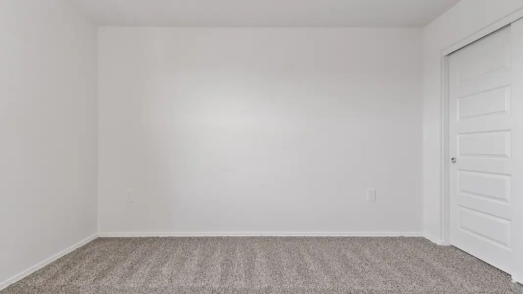 Spacious, unfurnished interior of a new home in Saguaro Bloom, Marana (Image 34).