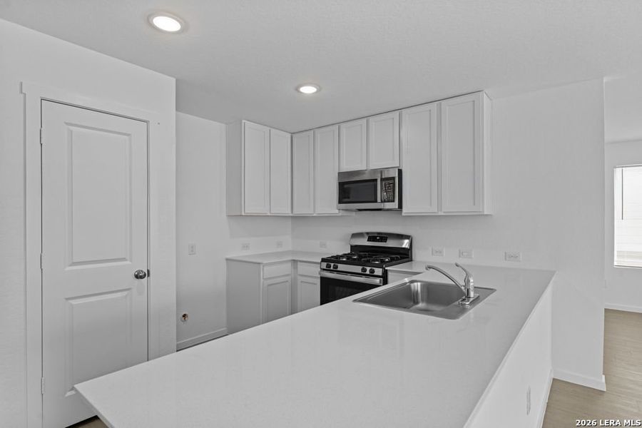 Furnished interior view inside a new home in Grace Valley, Marion (Image 8).