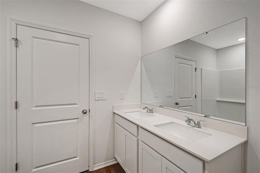 Furnished interior view inside a new home in Broadleaf, Parrish (Image 10).