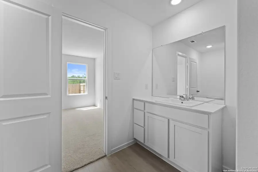 Furnished interior view inside a new home in Lodi Grove, Floresville (Image 4). Furnished interior view inside a new home in Lodi Grove, Floresville (Image 4).