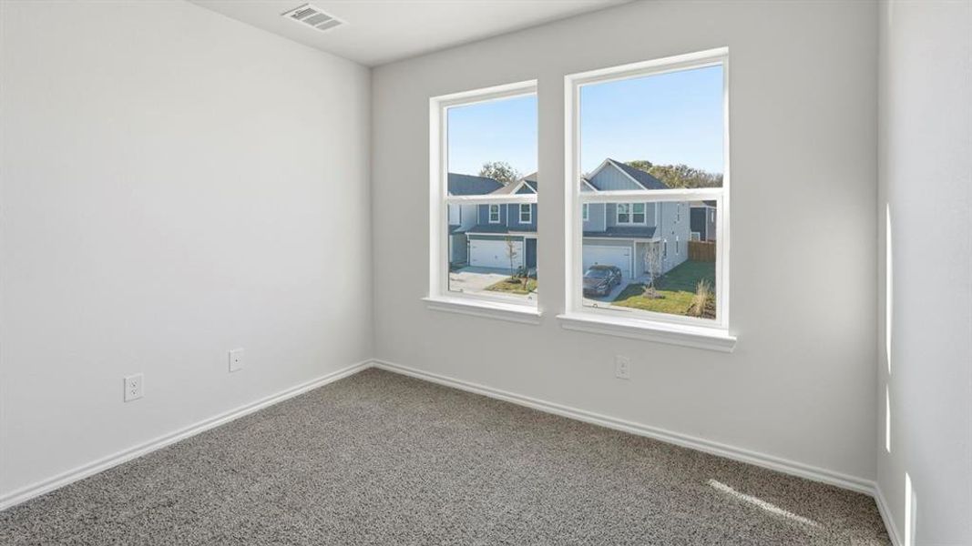 Spacious, unfurnished interior of a new home in Arbor Trails South, Princeton (Image 15).