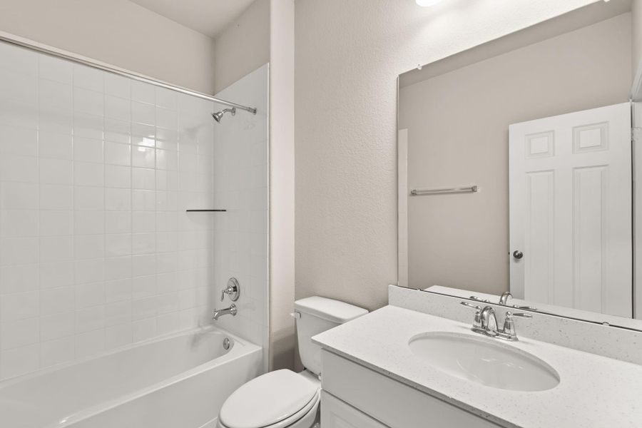 Note: Sample product photo. Actual exterior and interior selections may vary by homesite. Photo may be virtually staged