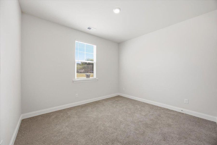 Spacious, unfurnished interior of a new home in , Orangeburg (Image 35).