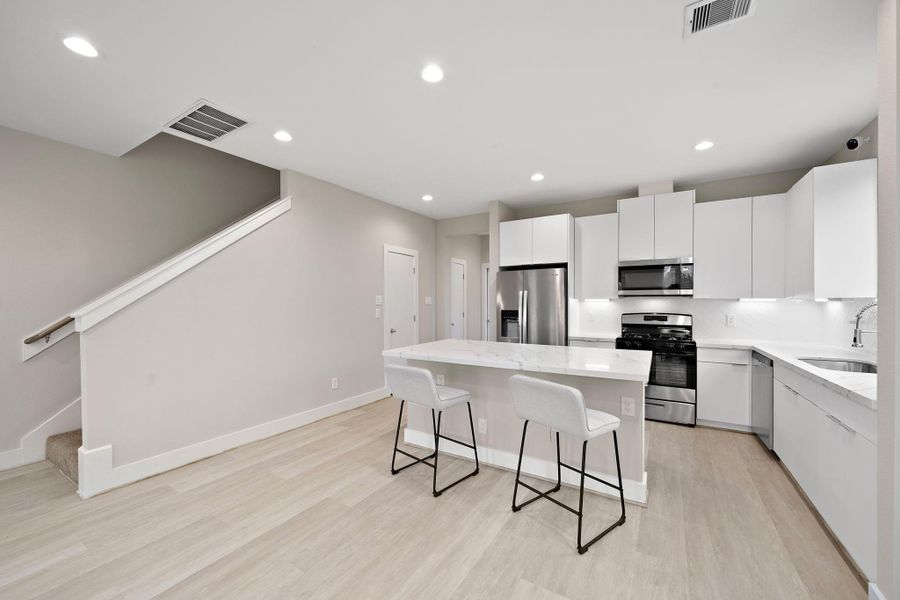 Furnished interior view inside a new home in Scranton Estates, Houston (Image 15).
