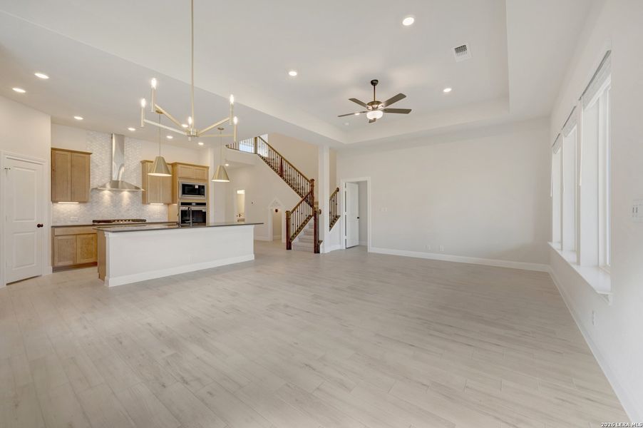 Spacious, unfurnished interior of a new home in Davis Ranch 60', San Antonio (Image 44). Spacious, unfurnished interior of a new home in Davis Ranch 60', San Antonio (Image 44).