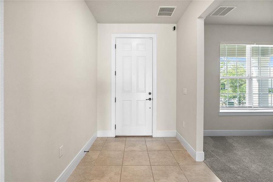 Spacious, unfurnished interior of a new home in , Apopka (Image 21).