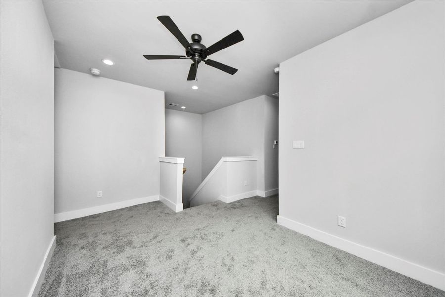 Spacious, unfurnished interior of a new home in , Houston (Image 20).