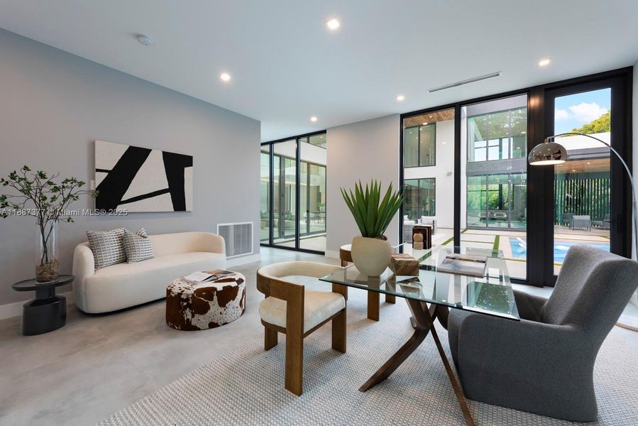 Furnished interior view inside a new home in , Pinecrest (Image 4).