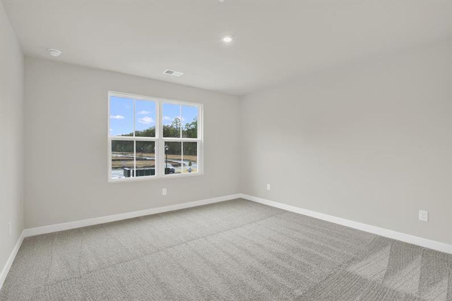 Spacious, unfurnished interior of a new home in Cobblestone at East Argent, Hardeeville (Image 20).