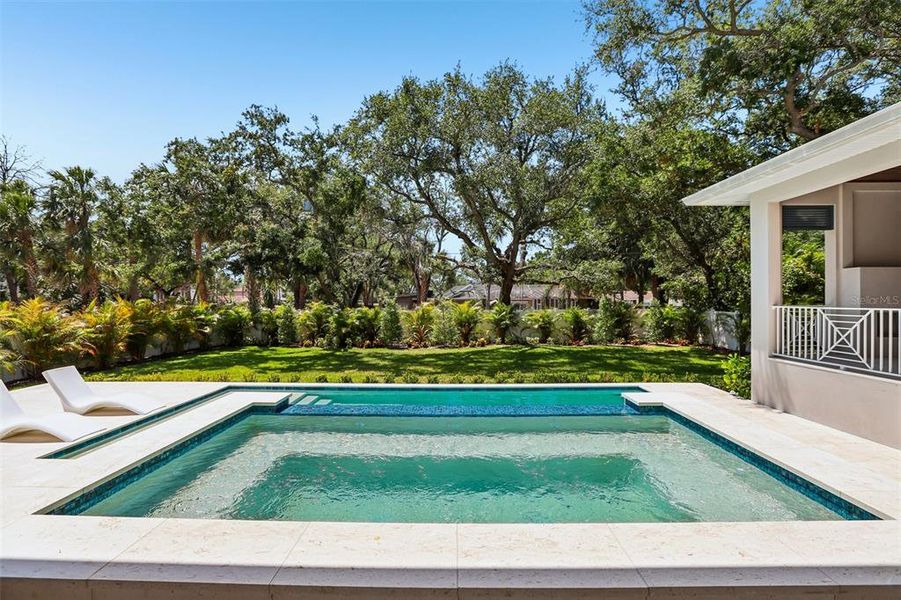 Exterior details and patio area of a home in , Tampa (Image 32).