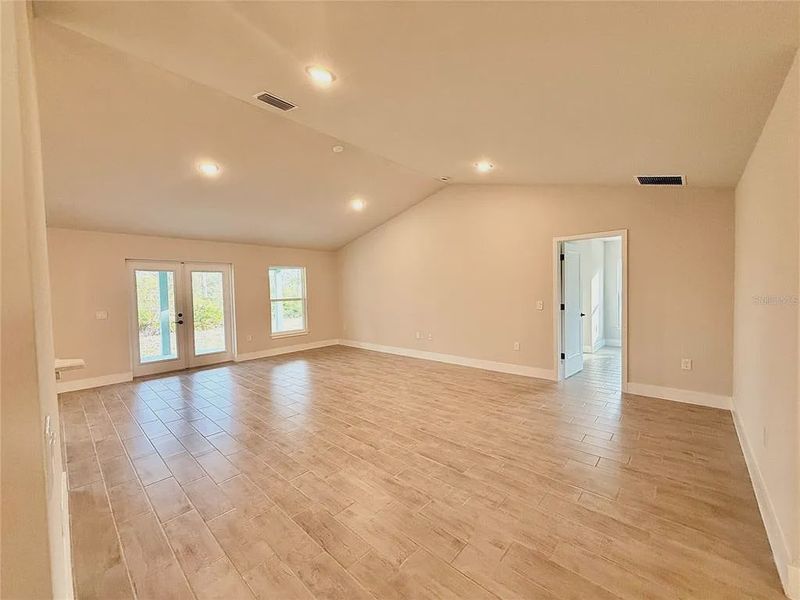Spacious, unfurnished interior of a new home in Rotonda, Rotonda West (Image 15).