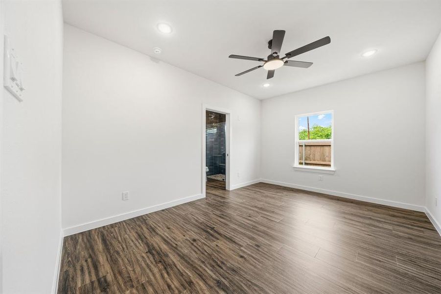 Spacious, unfurnished interior of a new home in , Hillsboro (Image 15).