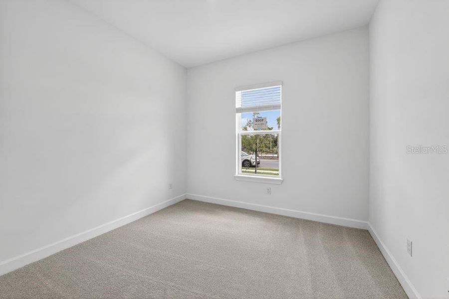 Spacious, unfurnished interior of a new home in Coasterra Community Group Page, Palmetto (Image 19).