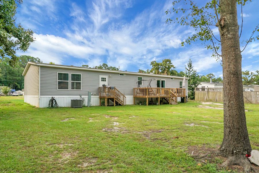 Front exterior of a new home in , Bonneau, SC, highlighting curb appeal (Image 20).