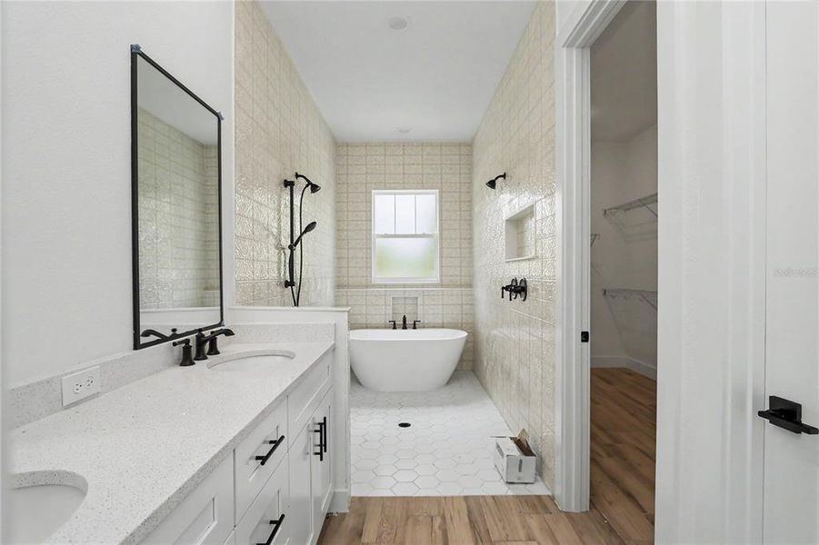 Furnished interior view inside a new home in , Ocala (Image 11).