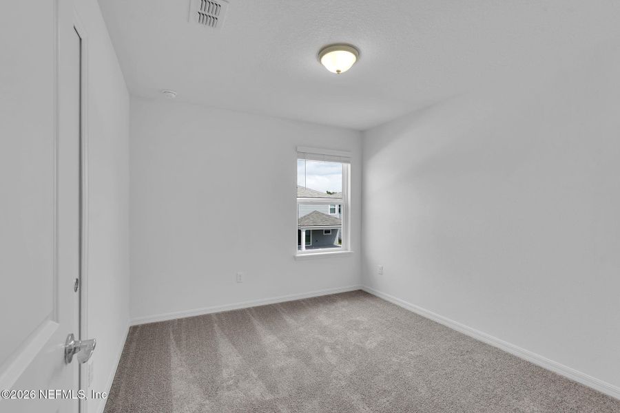 Spacious, unfurnished interior of a new home in Wells Landing, Jacksonville (Image 21).