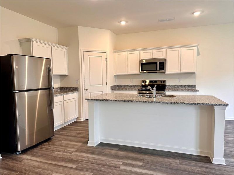 Furnished interior view inside a new home in Mt. Tabor Ridge, Dallas (Image 9).