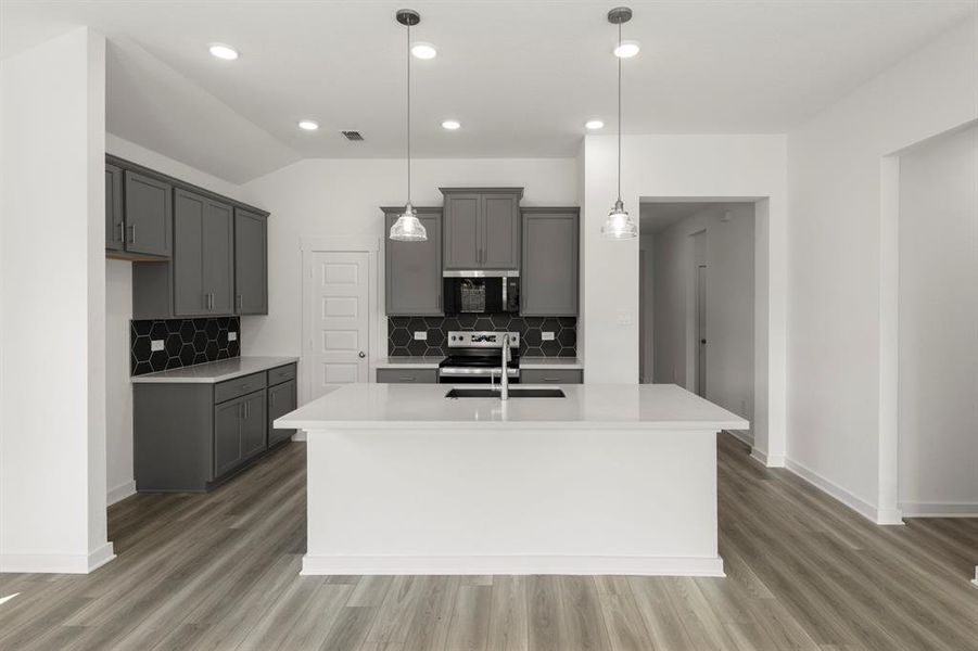 08. 1109 Rushing - Kitchen 08. 1109 Rushing - Kitchen