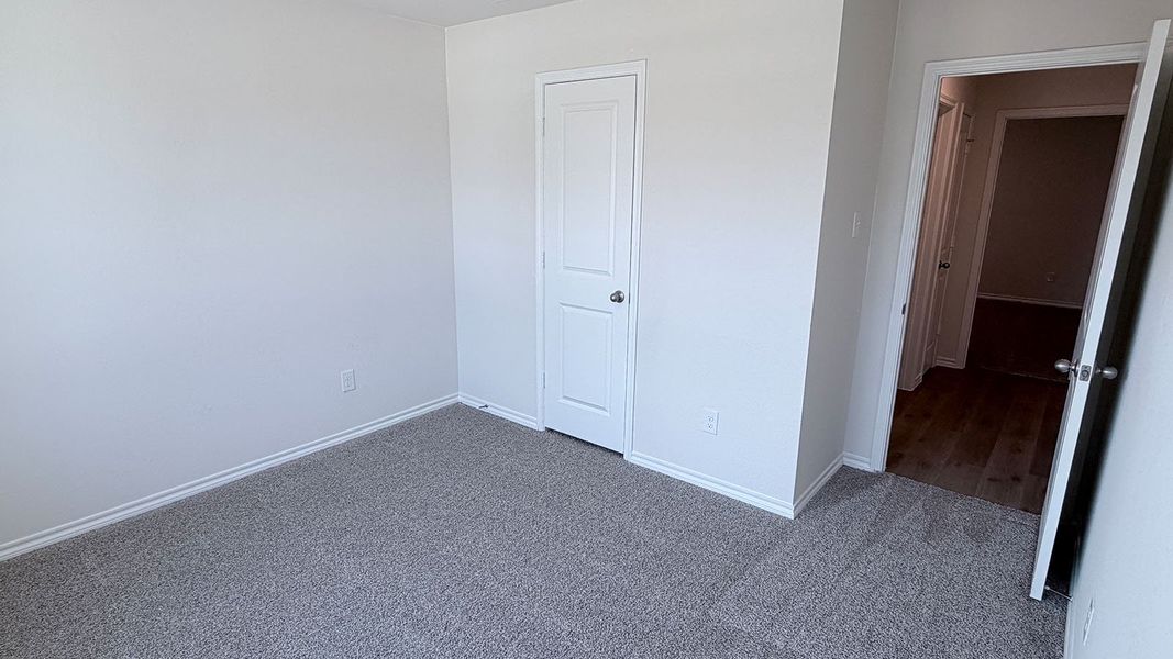 Spacious, unfurnished interior of a new home in Riverfield, Josephine (Image 18).