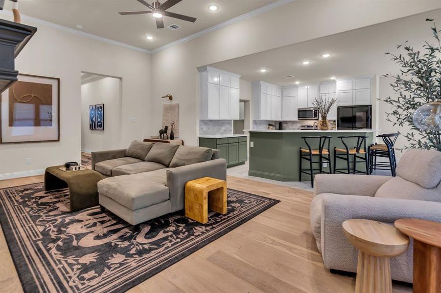 Furnished interior view inside a new home in , Fort Worth (Image 14). Furnished interior view inside a new home in , Fort Worth (Image 14).