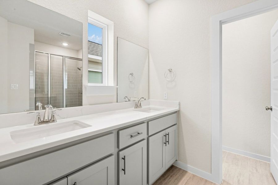 Furnished interior view inside a new home in University Heights, Round Rock (Image 12).
