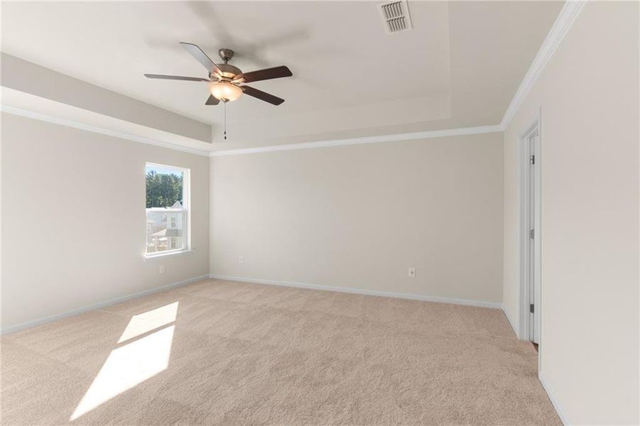 Spacious, unfurnished interior of a new home in The Village at Shallowford, Kennesaw (Image 27). Spacious, unfurnished interior of a new home in The Village at Shallowford, Kennesaw (Image 27).