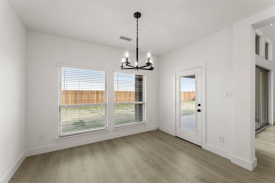 804 Hidden Lakes-Dining-1