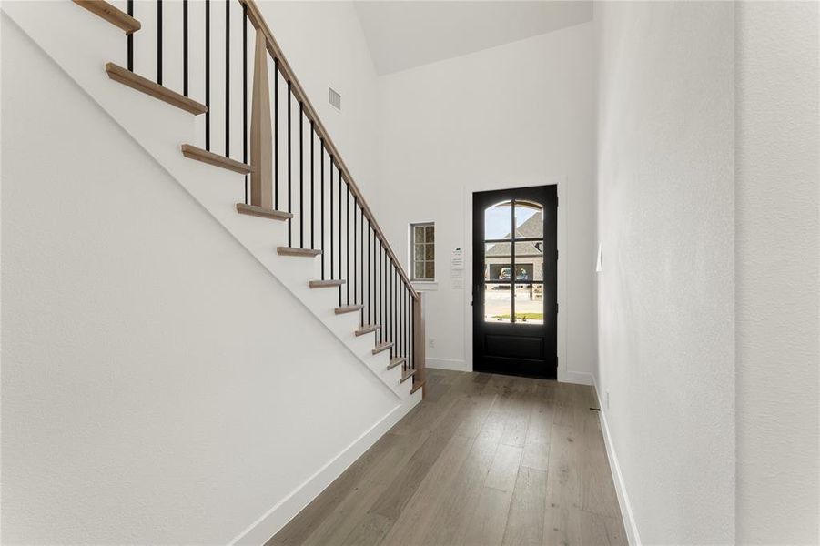 Spacious, unfurnished interior of a new home in Windsong Ranch – 61′, Prosper (Image 19). Spacious, unfurnished interior of a new home in Windsong Ranch – 61′, Prosper (Image 19).