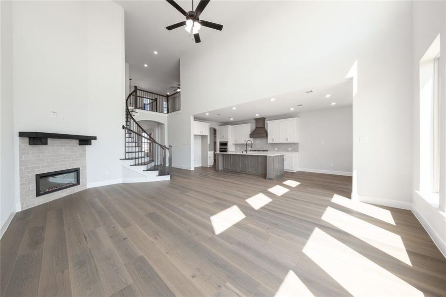 Image 32 of a home in Heath Golf and Yacht Club.