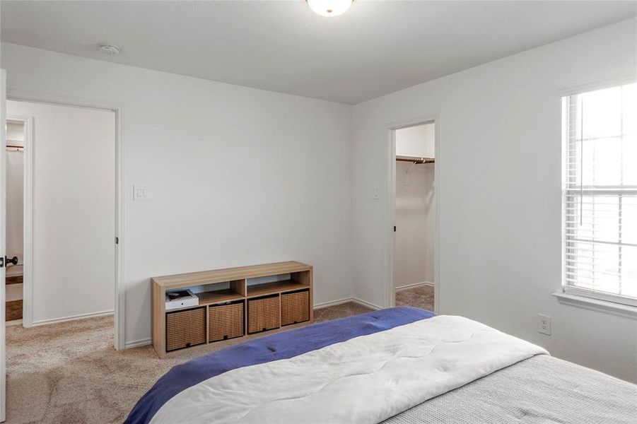 Furnished interior view inside a new home in Keeneland 40s, Aubrey (Image 14).