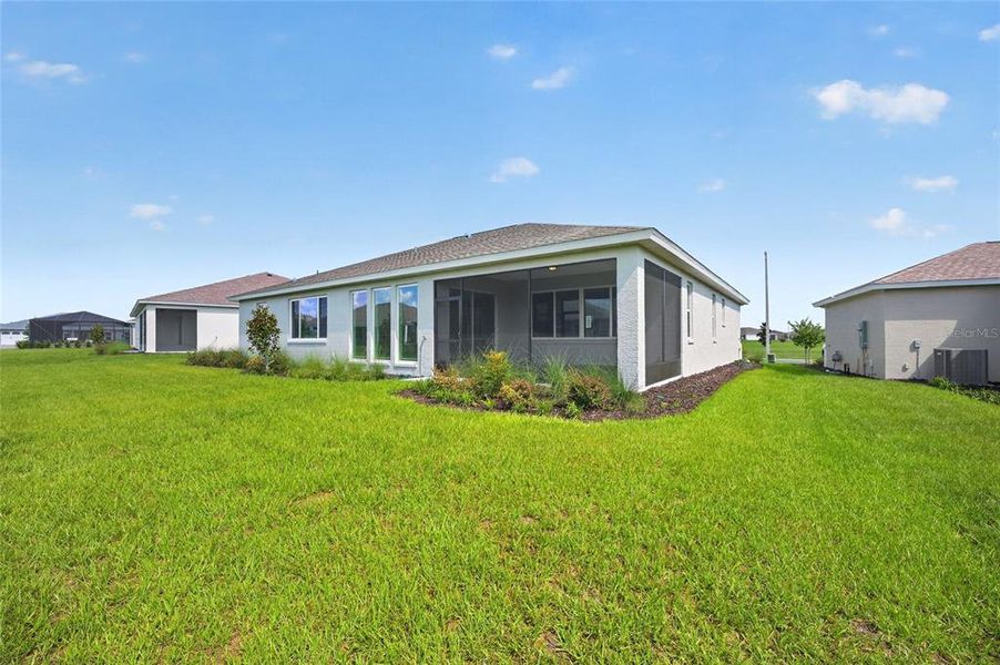 Exterior details and patio area of a home in , Ocala (Image 3).