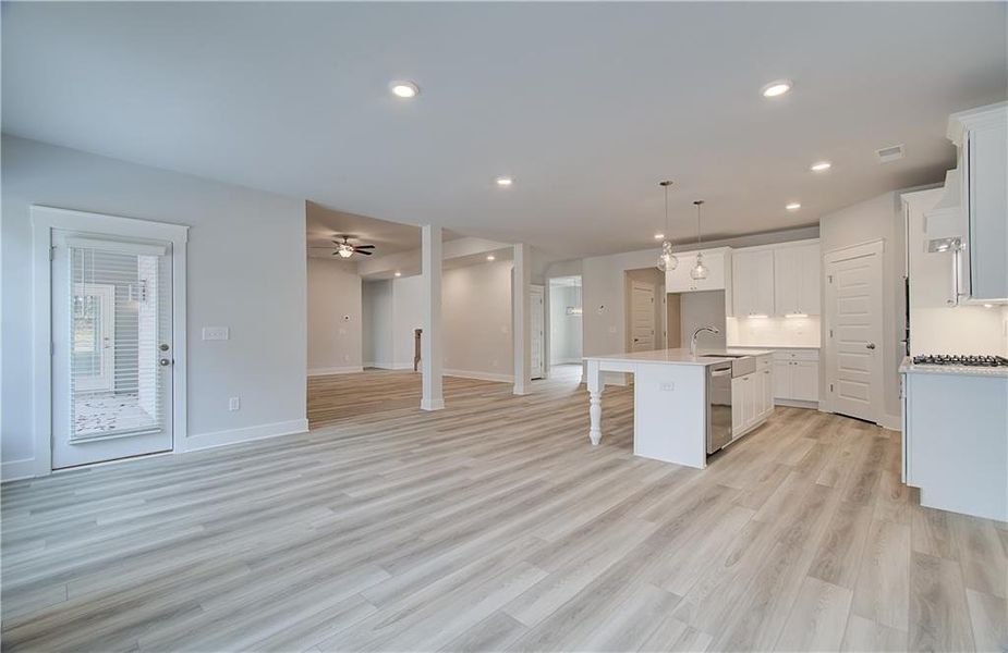 Spacious, unfurnished interior of a new home in Saddleridge, Senoia (Image 13).