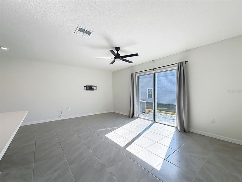 Spacious, unfurnished interior of a new home in The Towns at Laurel Commons, Ocala (Image 18).