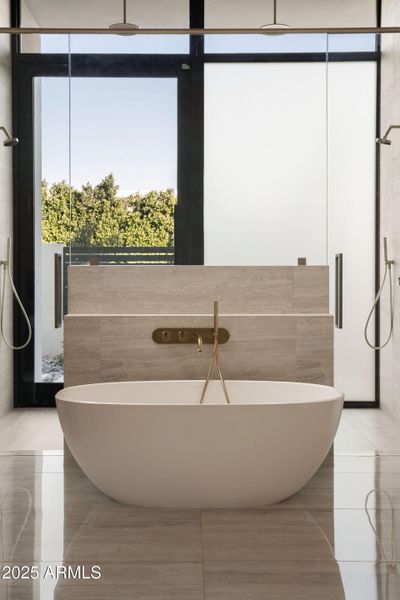 7034 E Paradise Dr 7034 E Paradise Dr