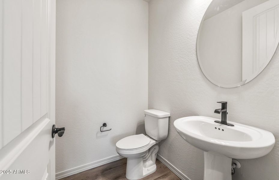 Powder Room Powder Room