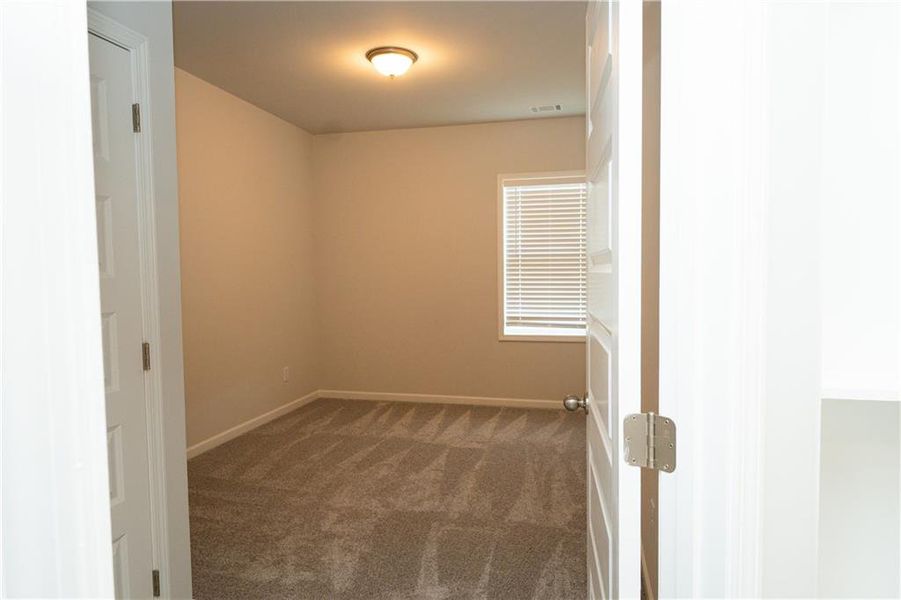 Spacious, unfurnished interior of a new home in Canterbury Reserve, Lawrenceville (Image 30).