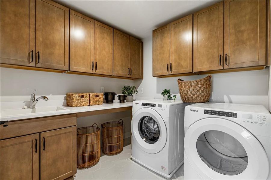 Furnished interior view inside a new home in Ashworth Estates, Powder Springs (Image 10). Furnished interior view inside a new home in Ashworth Estates, Powder Springs (Image 10).