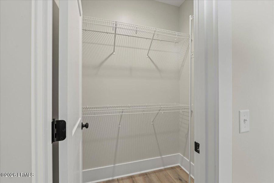 Spacious, unfurnished interior of a new home in , Beaufort (Image 67).