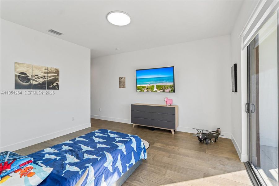 Furnished interior view inside a new home in , Weston (Image 61).
